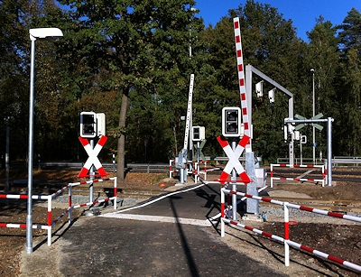 Bahnübergang mit Schranke